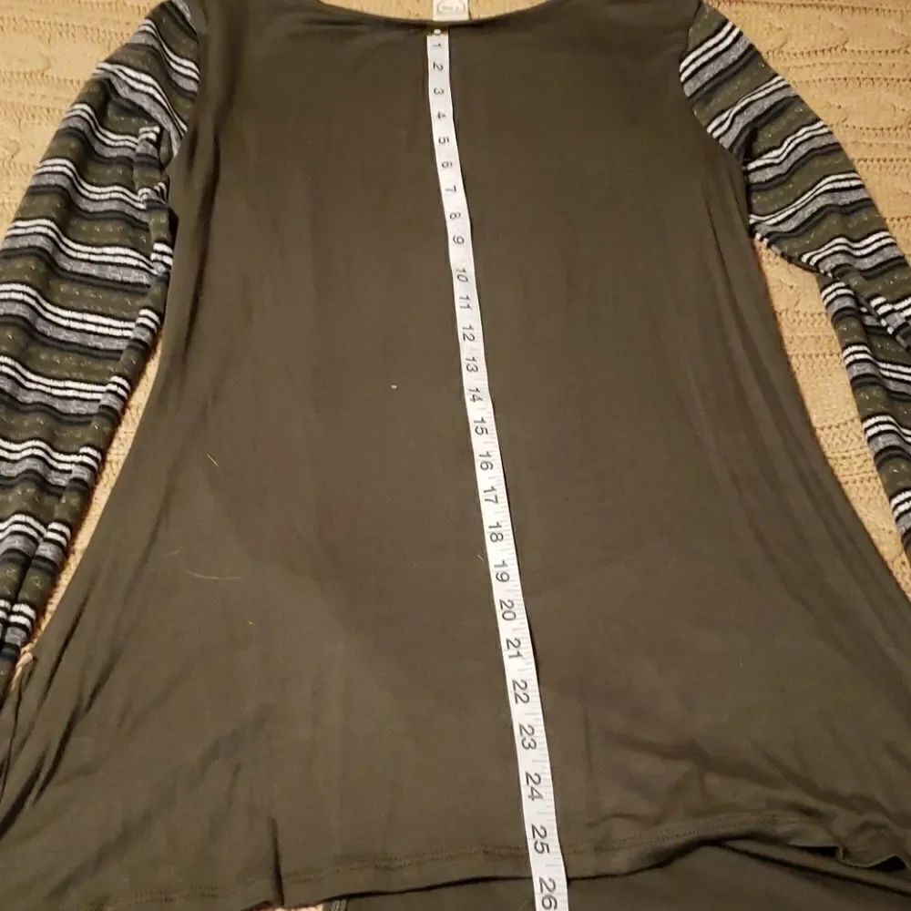HUNTER Green tunic  - Picture 5 of 6